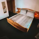 Natural Schruns